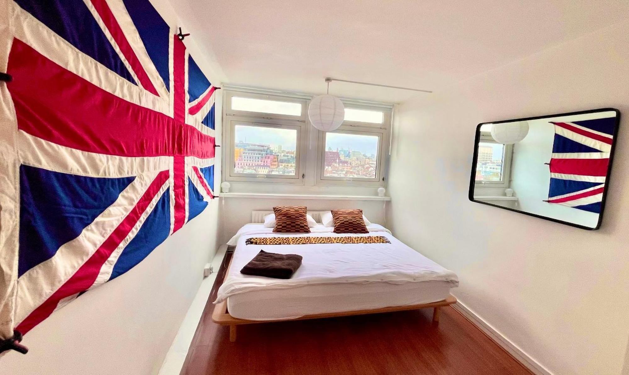 Apartament Bright 2-bedroom In Soho High-rise With Skyline Views Londra